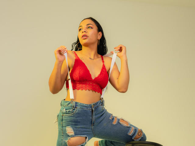 AlainaWatsons - Live sex cam - 19907166