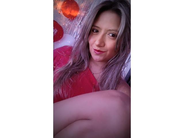 ValeriaHunter69 - Live porn &amp; sex cam - 19911226