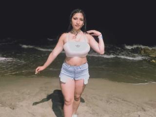 AbrilColleman - Live sex cam - 19911870