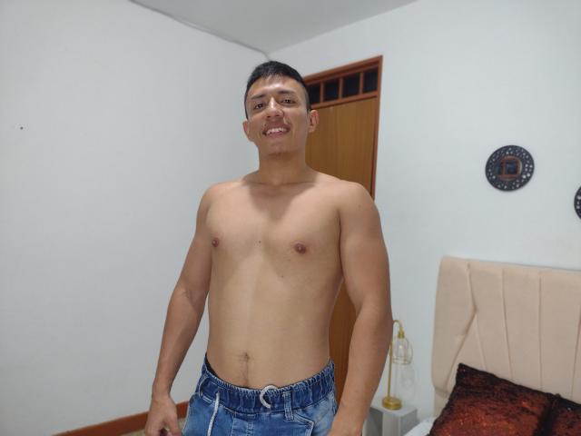 Gardelillo - Live sex cam - 19912398