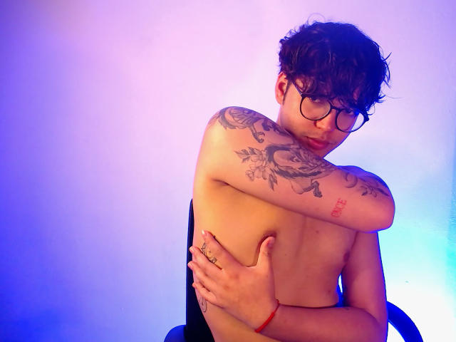 EddTerence - Sexe cam en vivo - 19917322