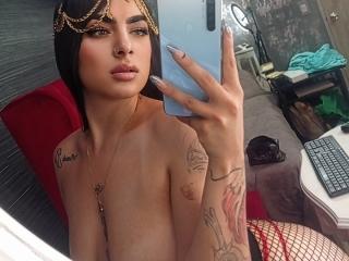 LucyMCorny - Live sexe cam - 19918978