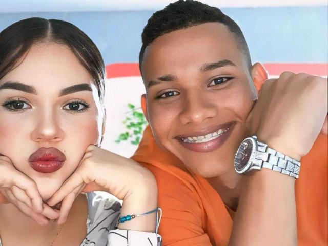 MorenoAndNayla - Live sex cam - 19920750