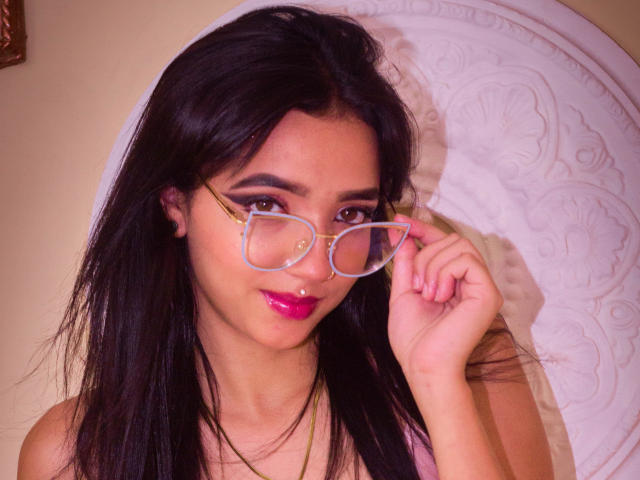 AlliceClarke - Sexe cam en vivo - 19924498