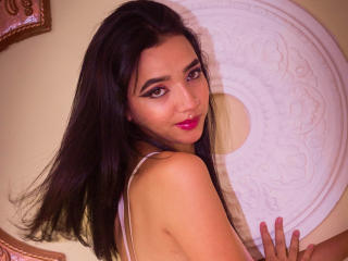 AlliceClarke - Live Sex Cam - 19924510