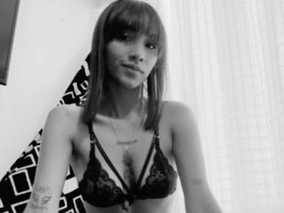 AgathaFlex - Live porn &amp; sex cam - 19927554