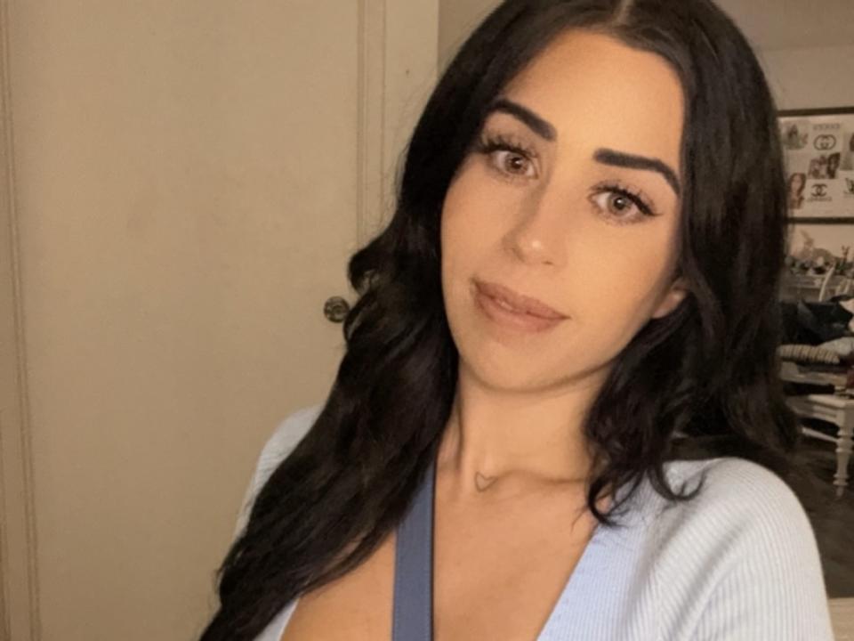 BombShellOli - Live sex cam - 19931398