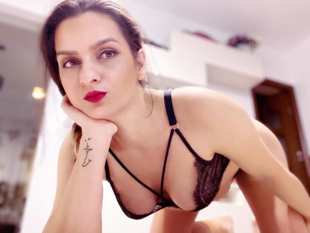 ReveMignoneX - Sexe cam en vivo - 19932722