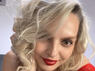 DouceAmelia - Live porn &amp; sex cam - 19939410