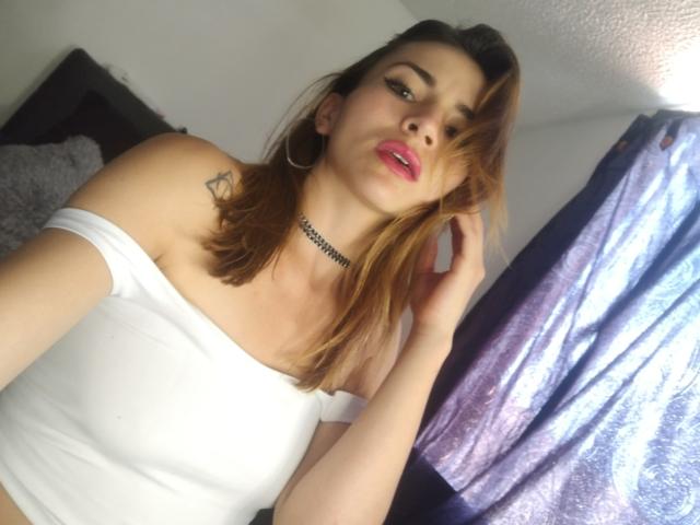 EmelySofia - Live porn &amp; sex cam - 19950750