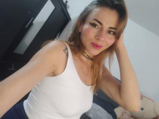 EmelySofia - Live porn & sex cam - 19950802