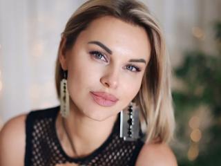 BelleLisaG - Live sexe cam - 19951458