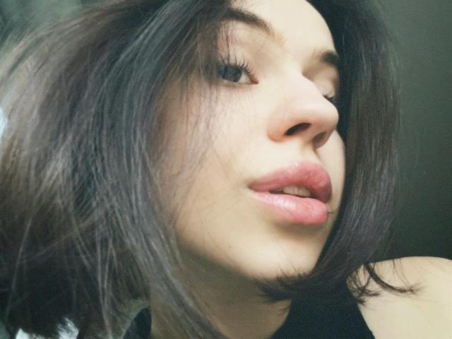 Amalli - Live sex cam - 19958142