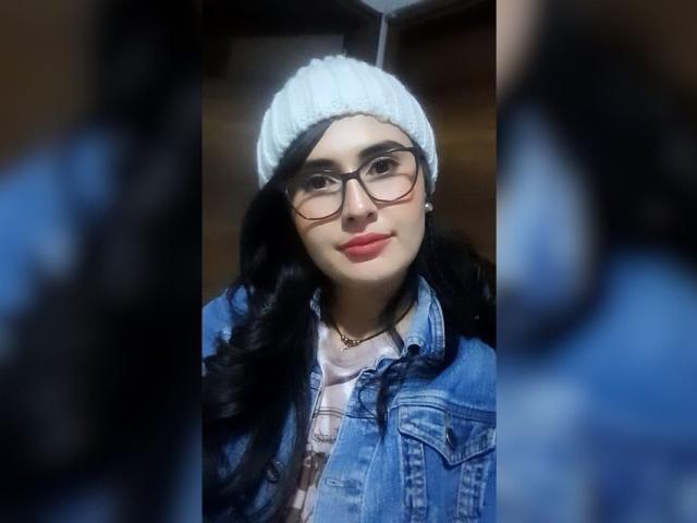 FrancheskaPierce - Live porn &amp; sex cam - 19964882