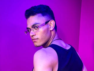AronArchie - Live Sex Cam - 19966010