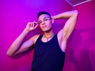 AronArchie - Live Sex Cam - 19966078