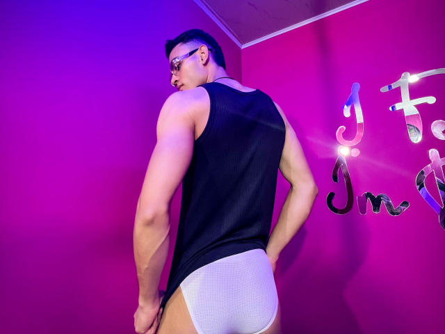 AronArchie - Live Sex Cam - 19966090