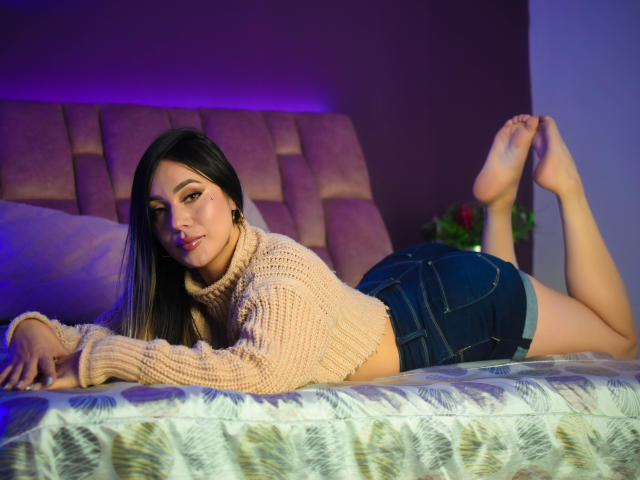 MartinaBennett - Live porn &amp; sex cam - 19968994