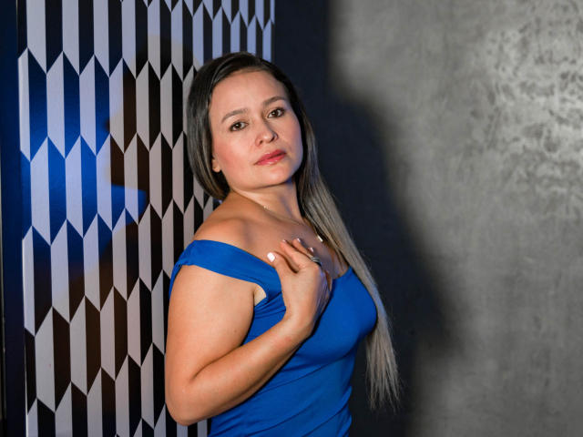 ValentinaXGomez - Live sex cam - 19971890