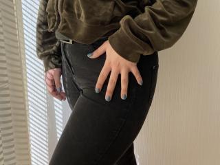 Mannia - Live sex cam - 19980330
