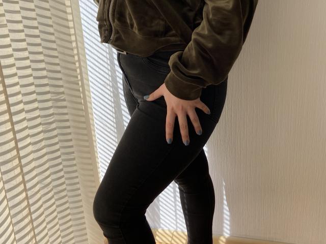 Mannia - Live sex cam - 19980426