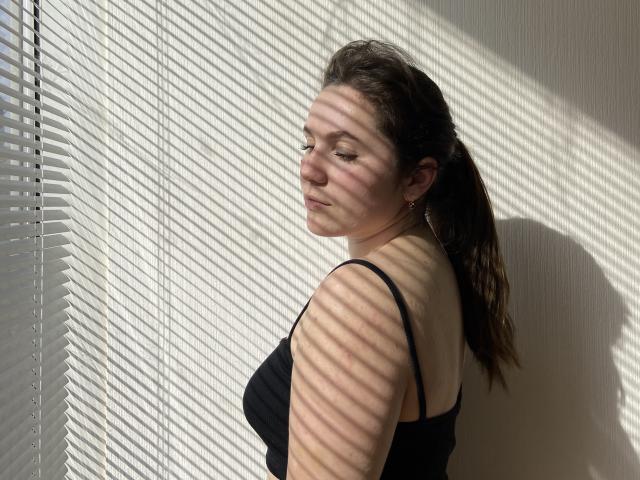 Mannia - Live sex cam - 19980466