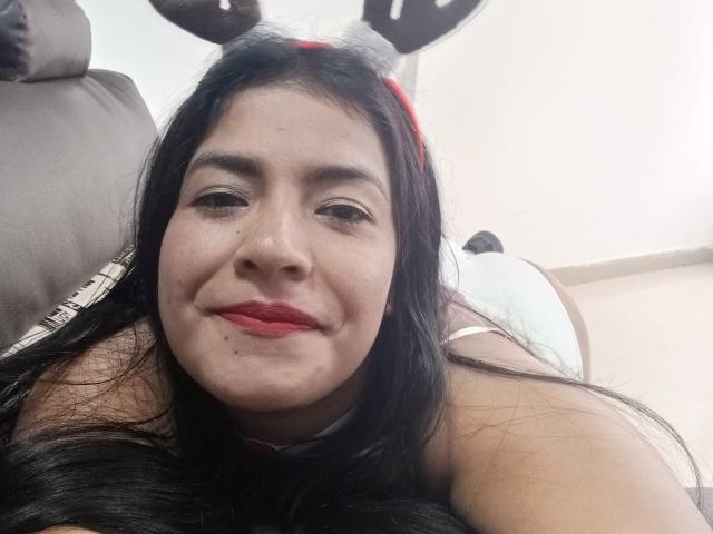 ArianithaXox - Live sex cam - 19980714