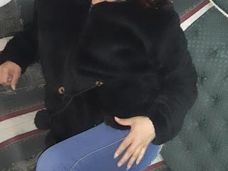 SloviaTotalG - Live sex cam - 19982786
