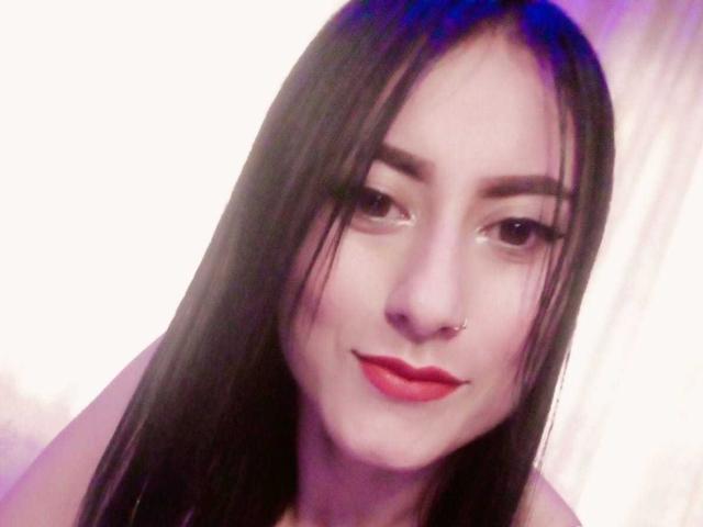 MichelleLatin - Live Sex Cam - 19985206