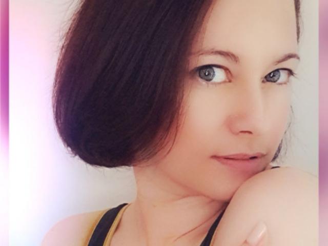 FantasyElizabeth - Sexe cam en vivo - 19986610