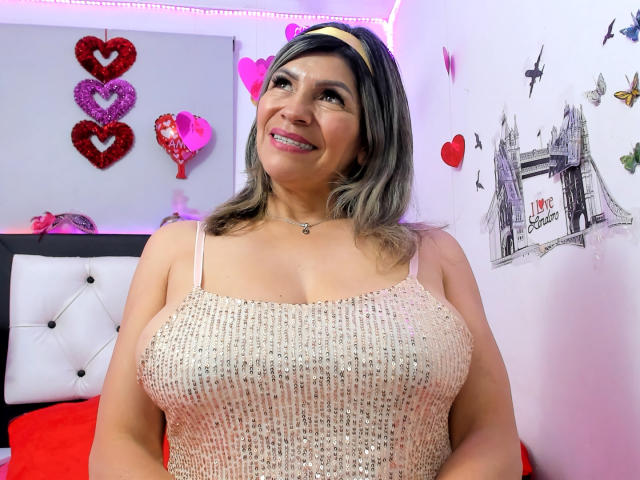 CelesteLincon - Sexe cam en vivo - 19996638