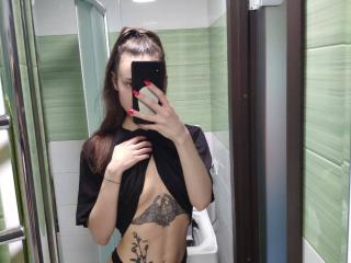 AmiaLix - Live sex cam - 19998878