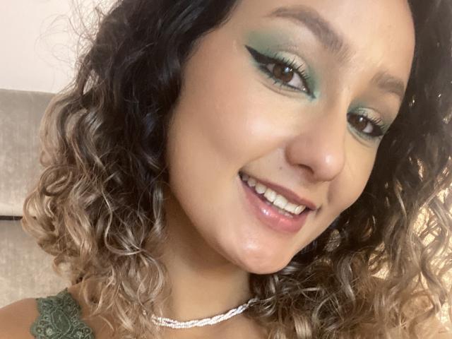 FloraSaenz - Live sexe cam - 20001726