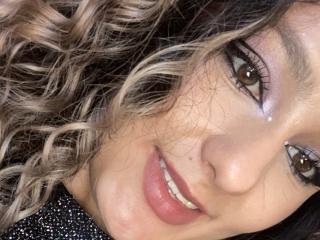 FloraSaenz - Live sex cam - 20001806