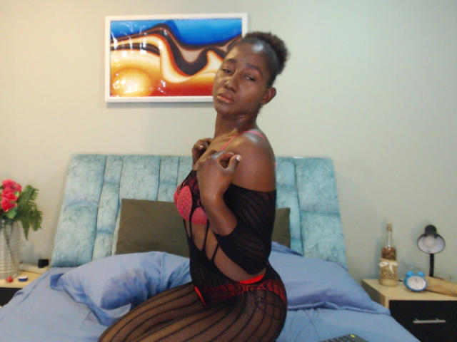 TheresaSwein - Live porn &amp; sex cam - 20002594