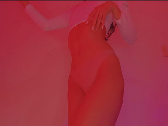 LuluJones - Live porn &amp; sex cam - 20006770