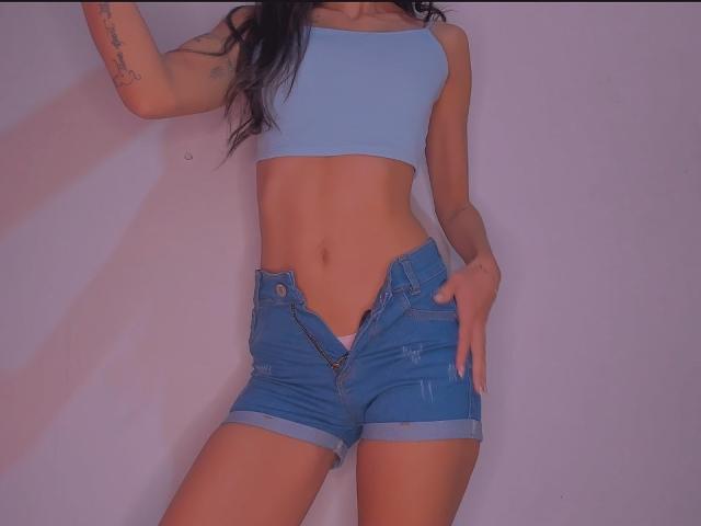LuluJones - Live sex cam - 20006786