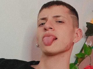 BastianLeonis - Sexe cam en vivo - 20010242