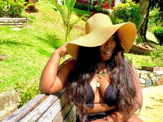 NahirobyEbony - Live Sex Cam - 20010314