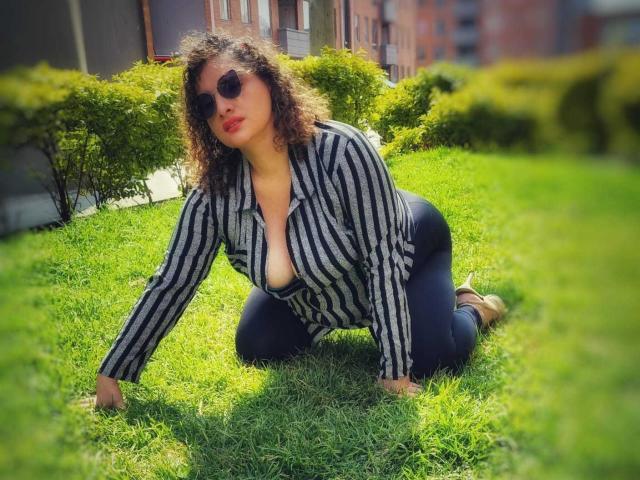 AlejandraGonzales - Sexe cam en vivo - 20012542