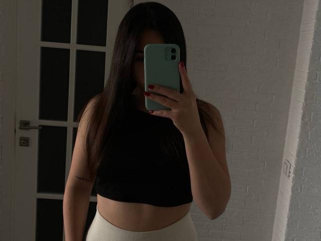AmeliaEvans - Live porn &amp; sex cam - 20021650