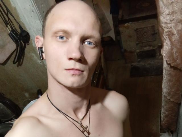 ZmeyLaki - Live Sex Cam - 20022414