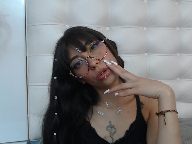 CloeeAdams - Live sex cam - 20031398