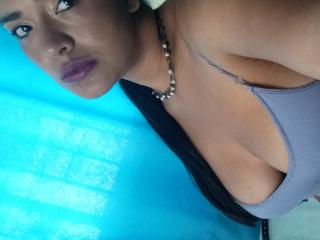 ArianithaXox - Live sexe cam - 20032286