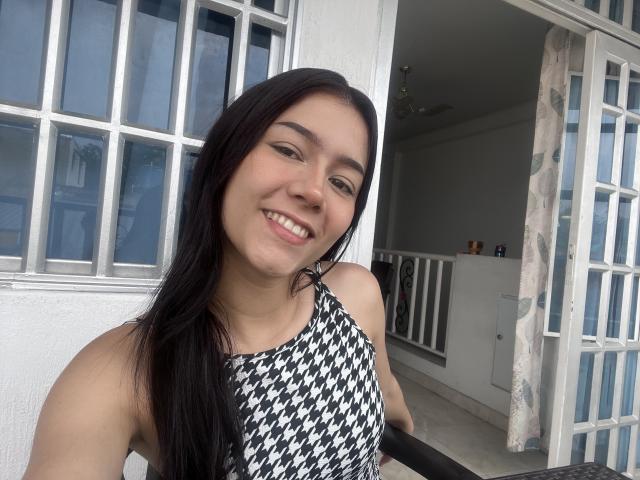 DeisyWest - Live porno og sexkamera - 20032450