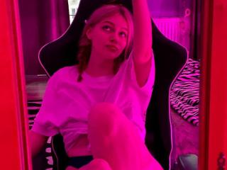 AnnylyChees - Sexe cam en vivo - 20048134