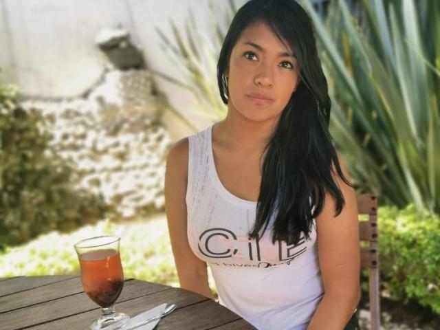 ArianithaXox - Live sex cam - 20055662