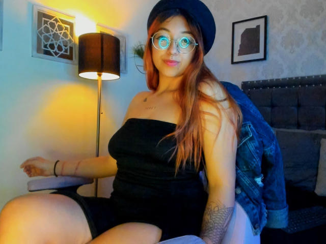 SofiOliveira - Live sex cam - 20057418