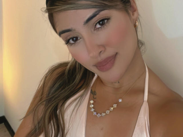 MaeCollins - Live porn &amp; sex cam - 20057662