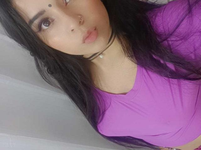 UmaRany - Sexe cam en vivo - 20070250